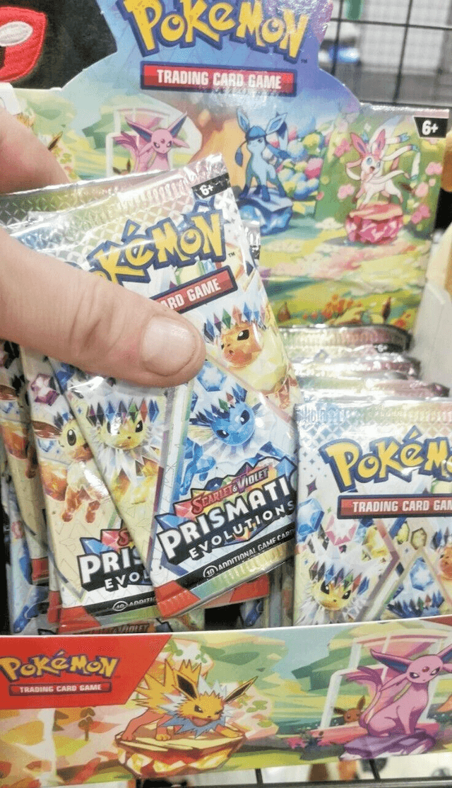 Pokemon Prismatic Evolutions Booster Pack X1